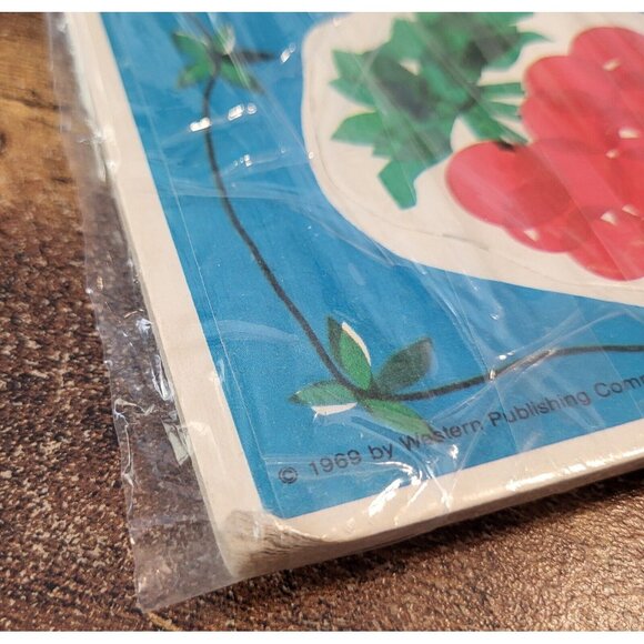 Lot of 2 Vintage Cardboard Kids' Tray Puzzles Western Publishing Co. 1969 - Picture 7 of 11